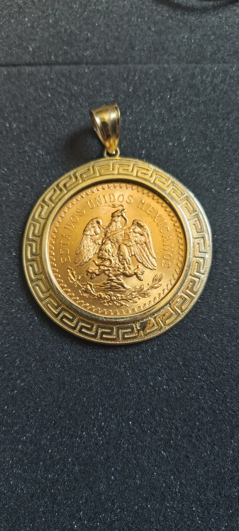 Centenario 22k (21.6k)1947 Greek Style Bezel. - Image 2