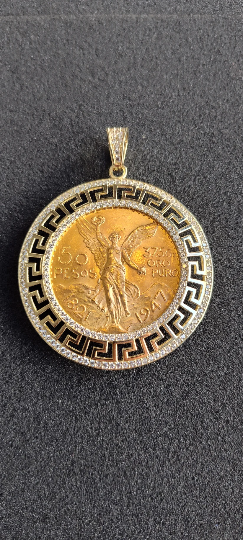 Centenario 22k (21.6k)1947 CZ Stone Greek Style Bezel. - Image 2