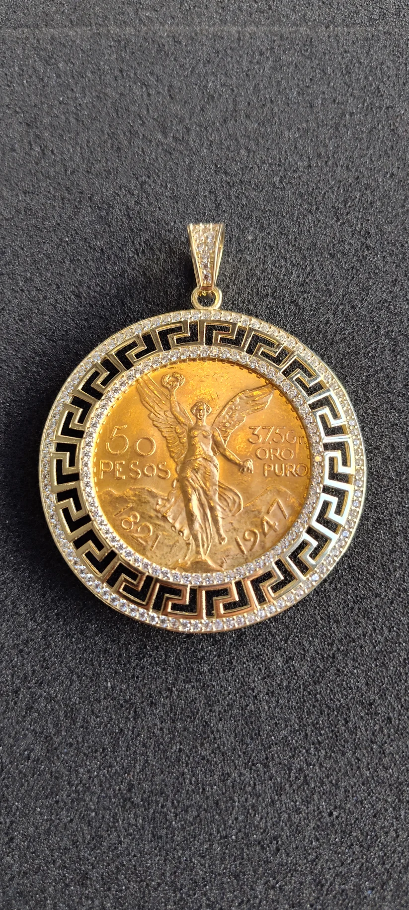 Centenario 22k (21.6k)1947 CZ Stone Greek Style Bezel.